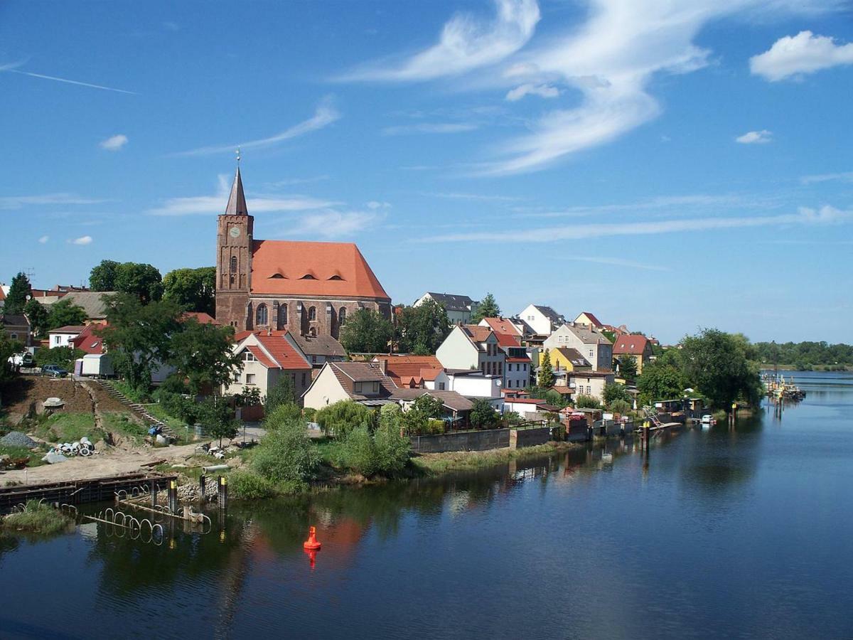 Fewo Am Marktplatz I Айзенхюттенштадт Экстерьер фото